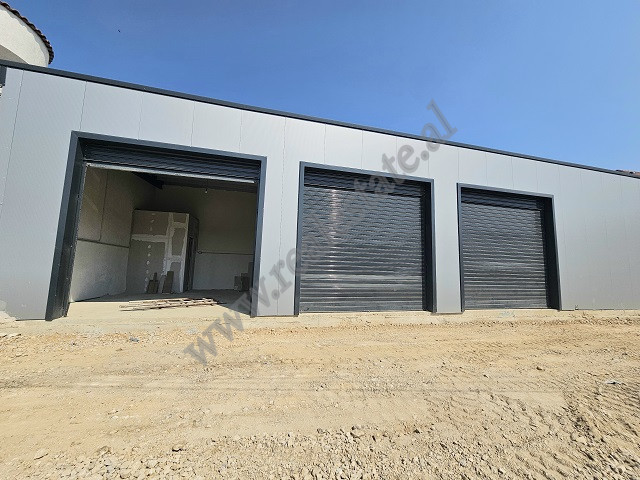 Warehouse for rent in Arif Hasko Street, in the Sauku i Ri area, in Tirana, Albania.
It is position